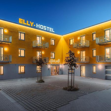 Elly Hostel フライベルク エクステリア 写真