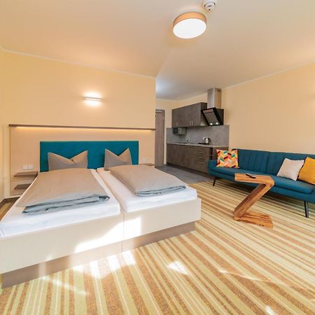 Elly Hostel フライベルク エクステリア 写真