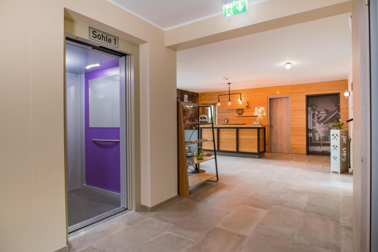 Elly Hostel フライベルク エクステリア 写真